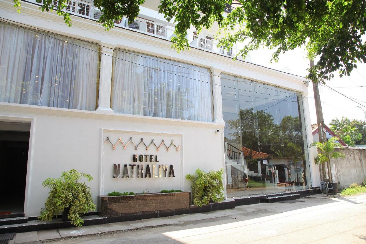 Hotel Nathaliya Katunayaka Dış mekan fotoğraf