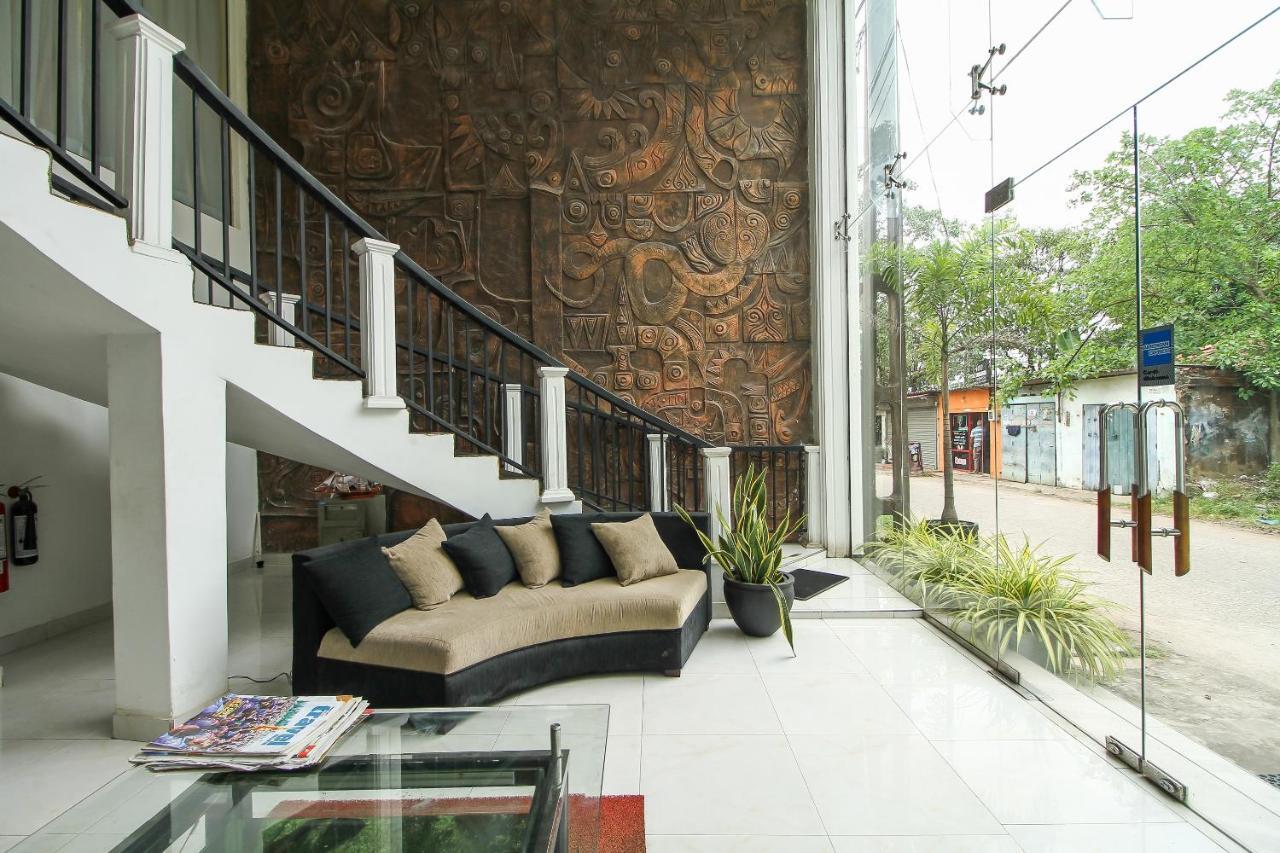 Hotel Nathaliya Katunayaka Dış mekan fotoğraf