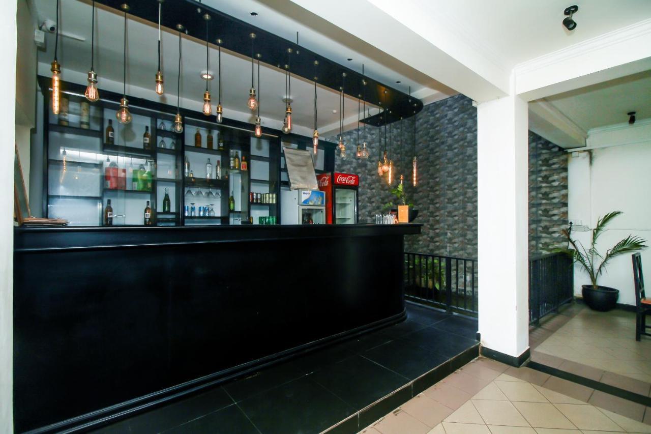 Hotel Nathaliya Katunayaka Dış mekan fotoğraf